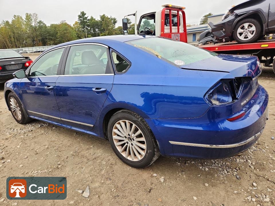 2016 VOLKSWAGEN PASSAT SE, фото 2