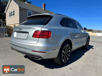 2017 BENTLEY BENTAYGA, фото 3