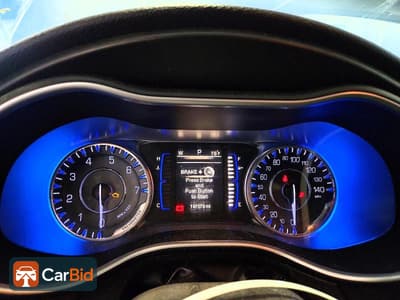 2015 CHRYSLER 200 LIMITED, photo 9