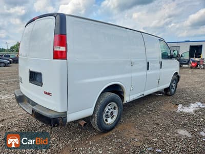 2017 GMC SAVANA G2500, фото 3