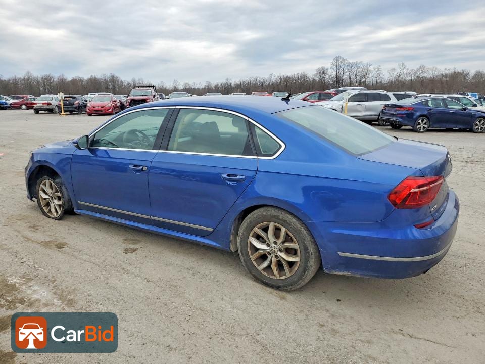 2017 VOLKSWAGEN PASSAT S, фото 2
