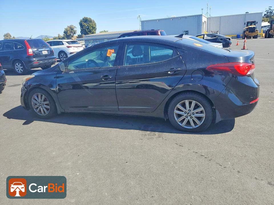 2015 HYUNDAI ELANTRA SE, фото 2