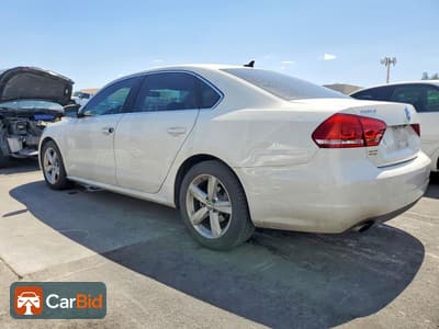 2015 VOLKSWAGEN PASSAT S, фото 2