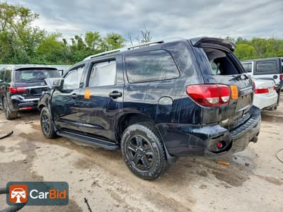 2018 TOYOTA SEQUOIA SR5, фото 2