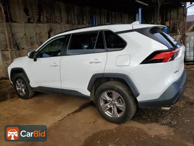 2022 TOYOTA RAV4 XLE, фото 2