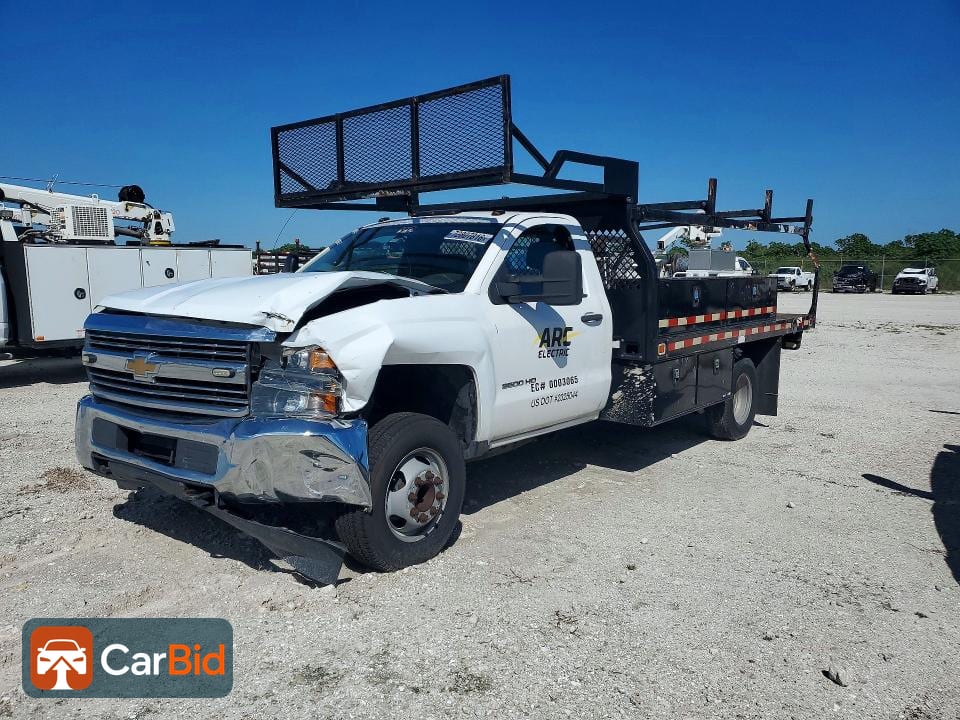 2017 CHEVROLET SILVERADO C3500, фото 1
